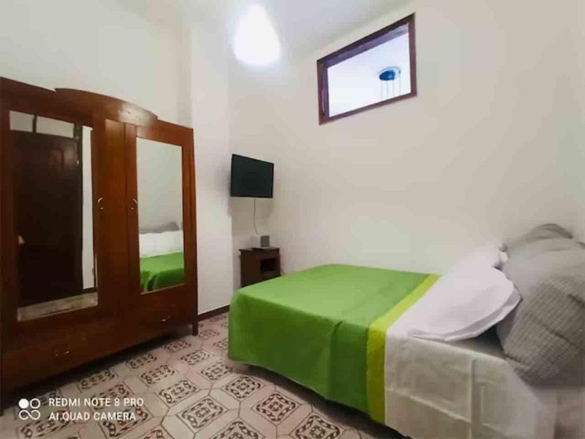 Naxos 101 Apartment A Due Passi Dal Mare Giardini Naxos Exterior foto